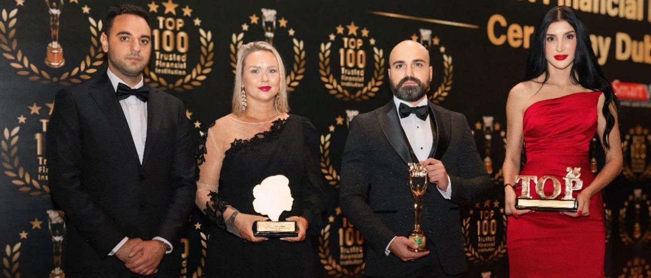 XS.com Scored a Hat-Trick of Awards & Crowned as "Top Trusted Broker"
